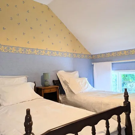 Semesterbostad Maison Familiale - La Rabouillere